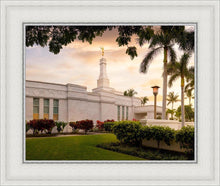 Load image into Gallery viewer, Kona Sunset Panorama
