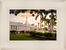 Load image into Gallery viewer, Kona Sunset Panorama
