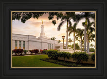 Load image into Gallery viewer, Kona Sunset Panorama
