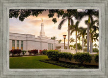 Load image into Gallery viewer, Kona Sunset Panorama
