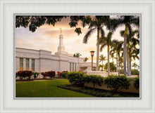 Load image into Gallery viewer, Kona Sunset Panorama
