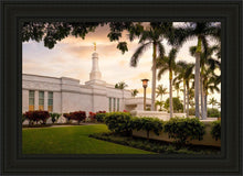 Load image into Gallery viewer, Kona Sunset Panorama
