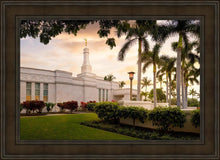 Load image into Gallery viewer, Kona Sunset Panorama
