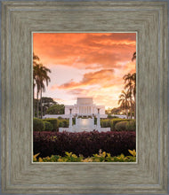 Load image into Gallery viewer, Laie Spread Thy Word
