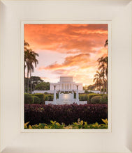 Load image into Gallery viewer, Laie Spread Thy Word
