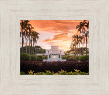 Load image into Gallery viewer, Laie Spread Thy Word
