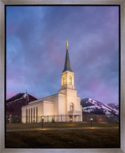 Load image into Gallery viewer, Star Valley Winter Refuge
