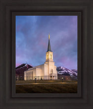 Load image into Gallery viewer, Star Valley Winter Refuge
