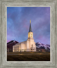 Load image into Gallery viewer, Star Valley Winter Refuge
