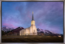 Load image into Gallery viewer, Star Valley Winter Refuge
