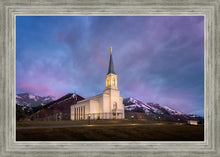 Load image into Gallery viewer, Star Valley Winter Refuge
