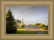 Load image into Gallery viewer, Bismarck Golden Glow
