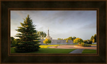 Load image into Gallery viewer, Bismarck Golden Glow
