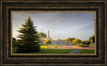 Load image into Gallery viewer, Bismarck Golden Glow
