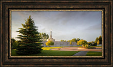 Load image into Gallery viewer, Bismarck Golden Glow

