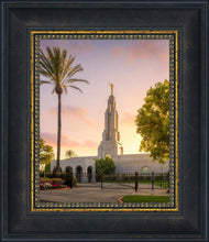 Load image into Gallery viewer, Redlands Eventide

