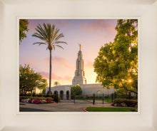 Load image into Gallery viewer, Redlands Eventide
