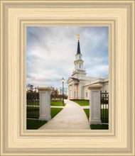 Load image into Gallery viewer, Hartford Pathway
