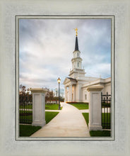 Load image into Gallery viewer, Hartford Pathway
