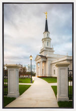 Load image into Gallery viewer, Hartford Pathway

