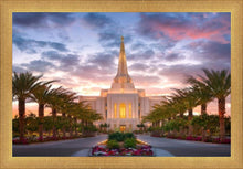Load image into Gallery viewer, Gilbert Garden Oasis
