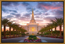 Load image into Gallery viewer, Gilbert Garden Oasis
