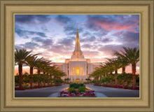 Load image into Gallery viewer, Gilbert Garden Oasis
