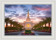 Load image into Gallery viewer, Gilbert Garden Oasis
