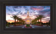 Load image into Gallery viewer, Gilbert Garden Oasis
