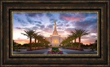 Load image into Gallery viewer, Gilbert Garden Oasis
