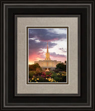 Load image into Gallery viewer, Jordan River Flowers
