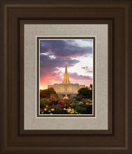 Load image into Gallery viewer, Jordan River Flowers
