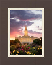 Load image into Gallery viewer, Jordan River Flowers
