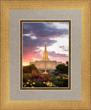 Load image into Gallery viewer, Jordan River Flowers
