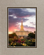 Load image into Gallery viewer, Jordan River Flowers
