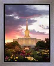 Load image into Gallery viewer, Jordan River Flowers
