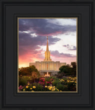 Load image into Gallery viewer, Jordan River Flowers
