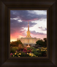 Load image into Gallery viewer, Jordan River Flowers
