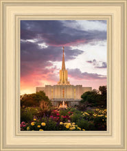 Load image into Gallery viewer, Jordan River Flowers
