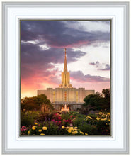 Load image into Gallery viewer, Jordan River Flowers
