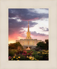 Load image into Gallery viewer, Jordan River Flowers
