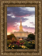 Load image into Gallery viewer, Jordan River Flowers
