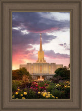 Load image into Gallery viewer, Jordan River Flowers

