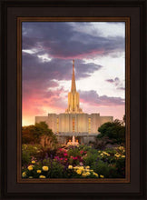 Load image into Gallery viewer, Jordan River Flowers
