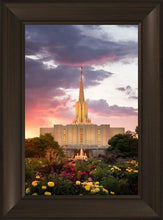 Load image into Gallery viewer, Jordan River Flowers
