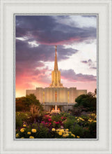 Load image into Gallery viewer, Jordan River Flowers
