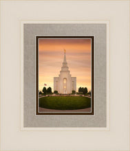 Load image into Gallery viewer, Kansas City Golden
