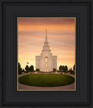 Load image into Gallery viewer, Kansas City Golden
