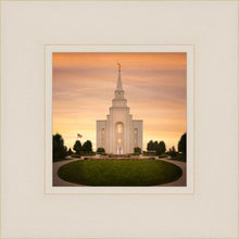 Load image into Gallery viewer, Kansas City Golden
