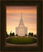 Load image into Gallery viewer, Kansas City Golden
